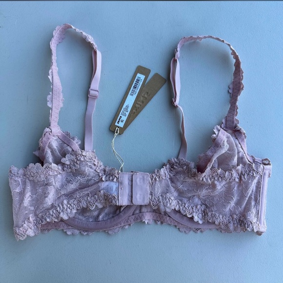 Skims NWT MSRP $56 Stretch Lace Unlined Scoop Bra - Size 36B - Picture 5 of 6